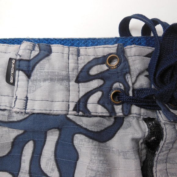Quicksilver vintage board shorts, 2 pockets grey tropical flowers 36 tie front - Picture 6 of 11